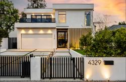 Logo - Value Garage Door and Gates Repair